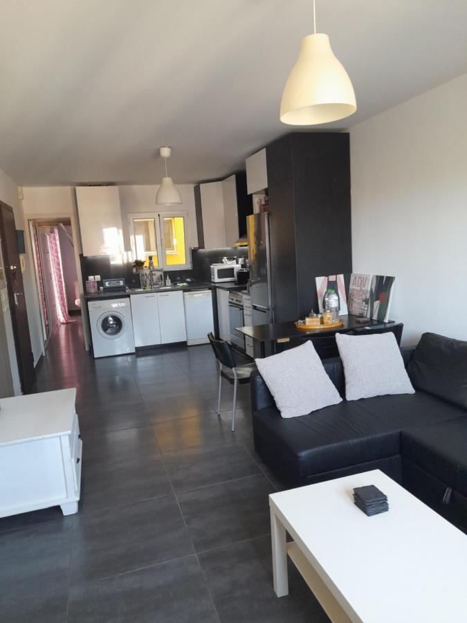 Bright Top Floor Apartment! Zakynthos stad Exteriör bild
